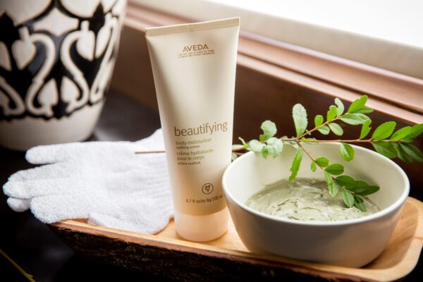 We use top quality AVEDA and BABOR products in our Spa Services.